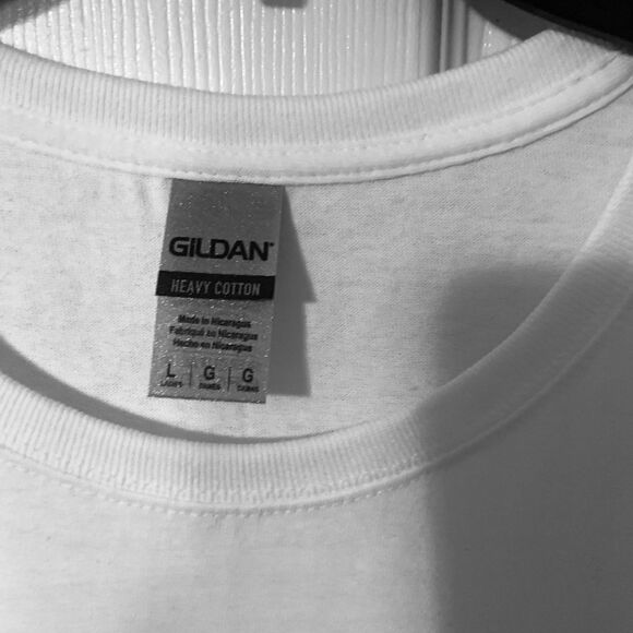 ❤️NWOT “Somebody’s Fine Ass Mama” Tee size L pre-shrunk 100 % cotton tee - Picture 5 of 7